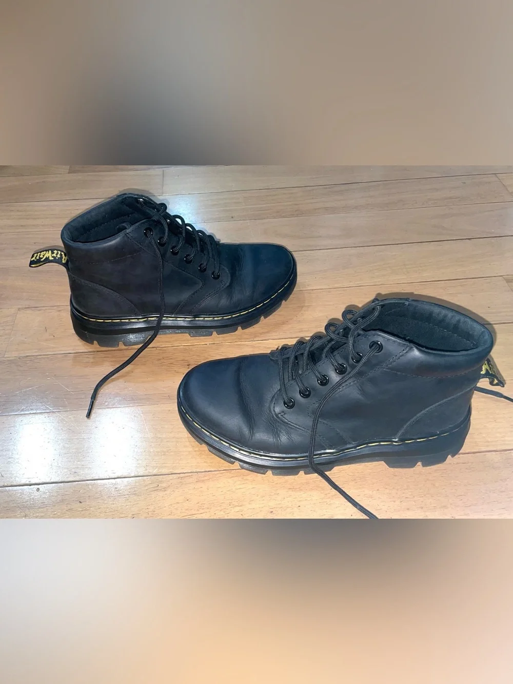Dr. Martens Air Wair Black Bonny Leather Boots Mens 6 Women’s 7 Combat 6-Eye